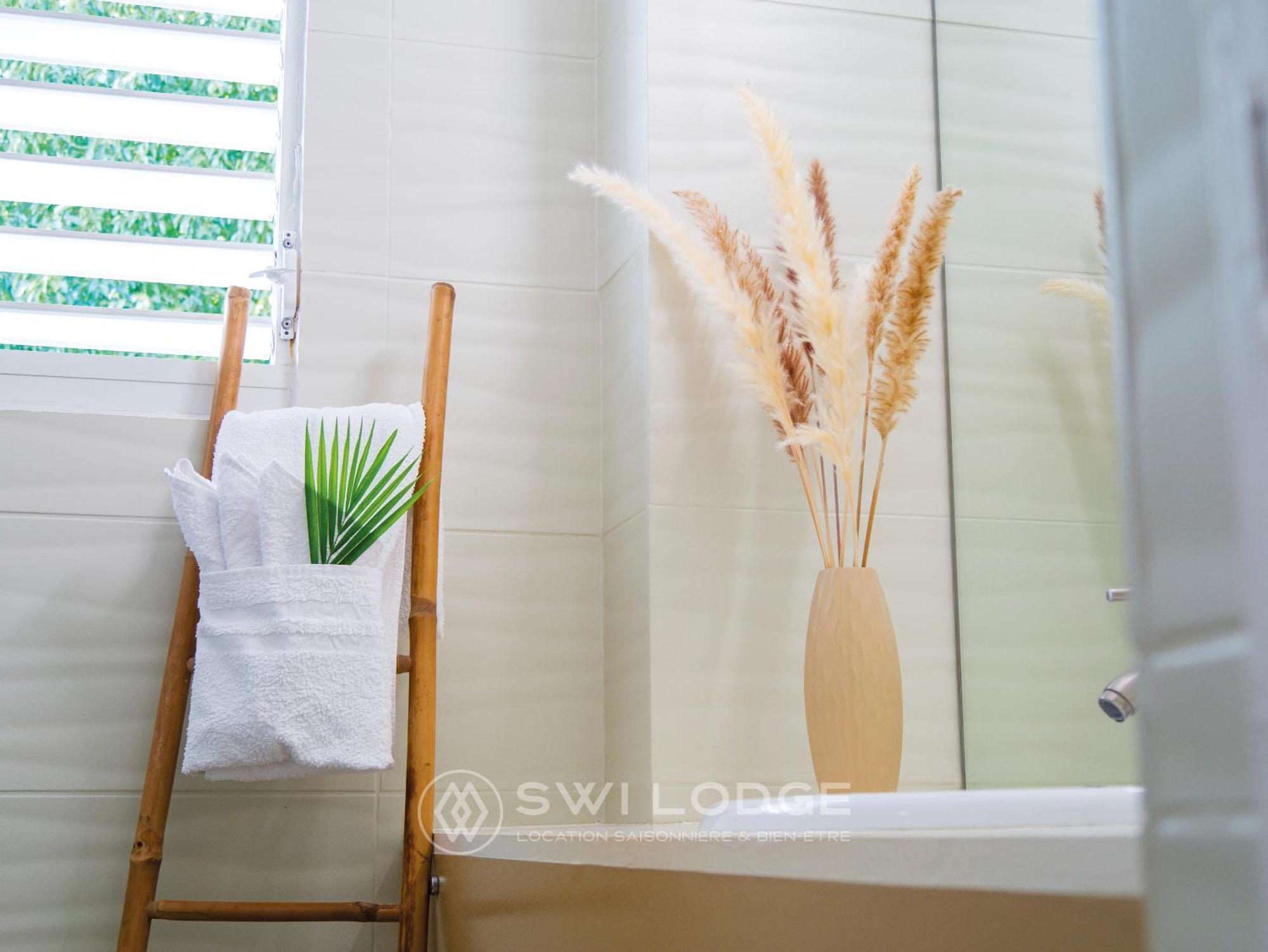 Swilodge Vue Sur Mer ! Petit Dejeuner Et Location De Voiture Possible 勒穆莱 外观 照片